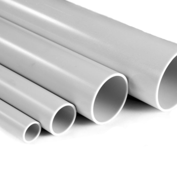 Труба ПВХ жесткая атмосферостойкая 50х3000 мм легкая в наличии в Курске