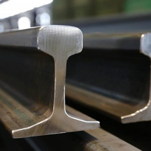 Рельс железнодорожный углеродистая сталь б/у 12000 мм 30 см2 Р-24 в наличии в Курске