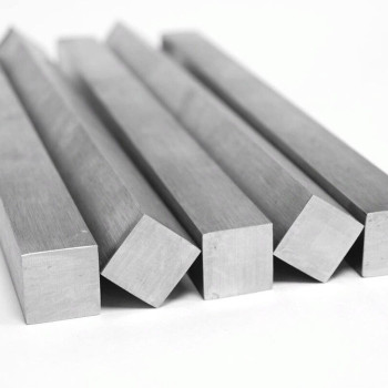 Квадрат нержавеющий 10х10 мм AISI 304L в наличии в Курске